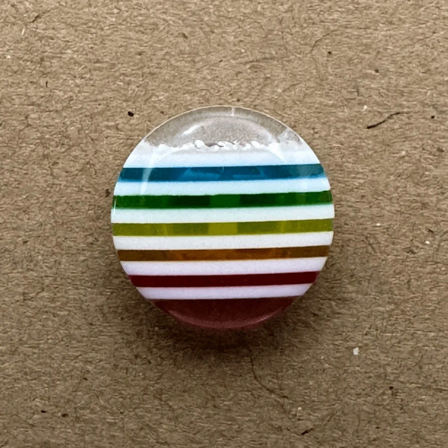 14mm Thin Striped Shank Button