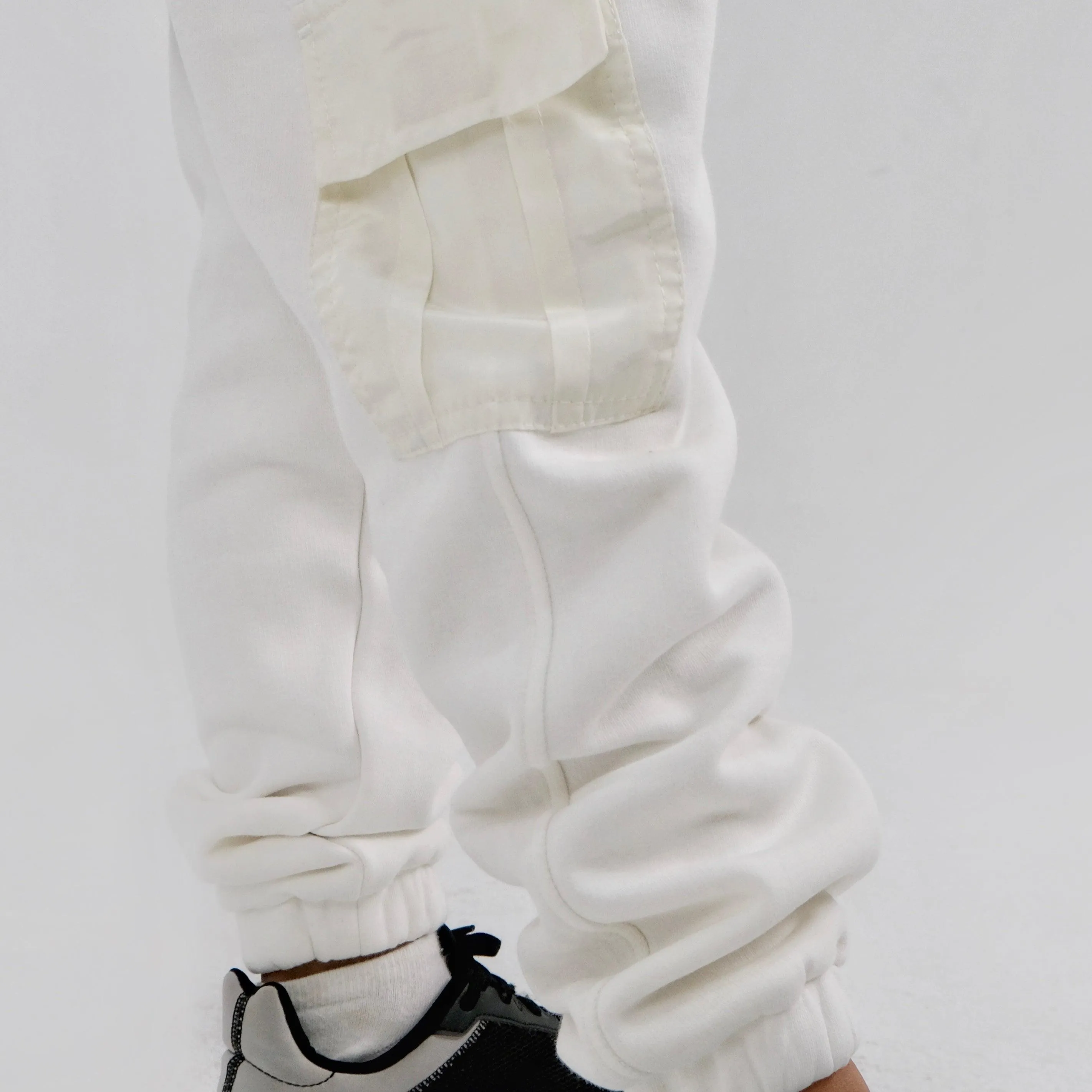 White Fleeced Sweatpants