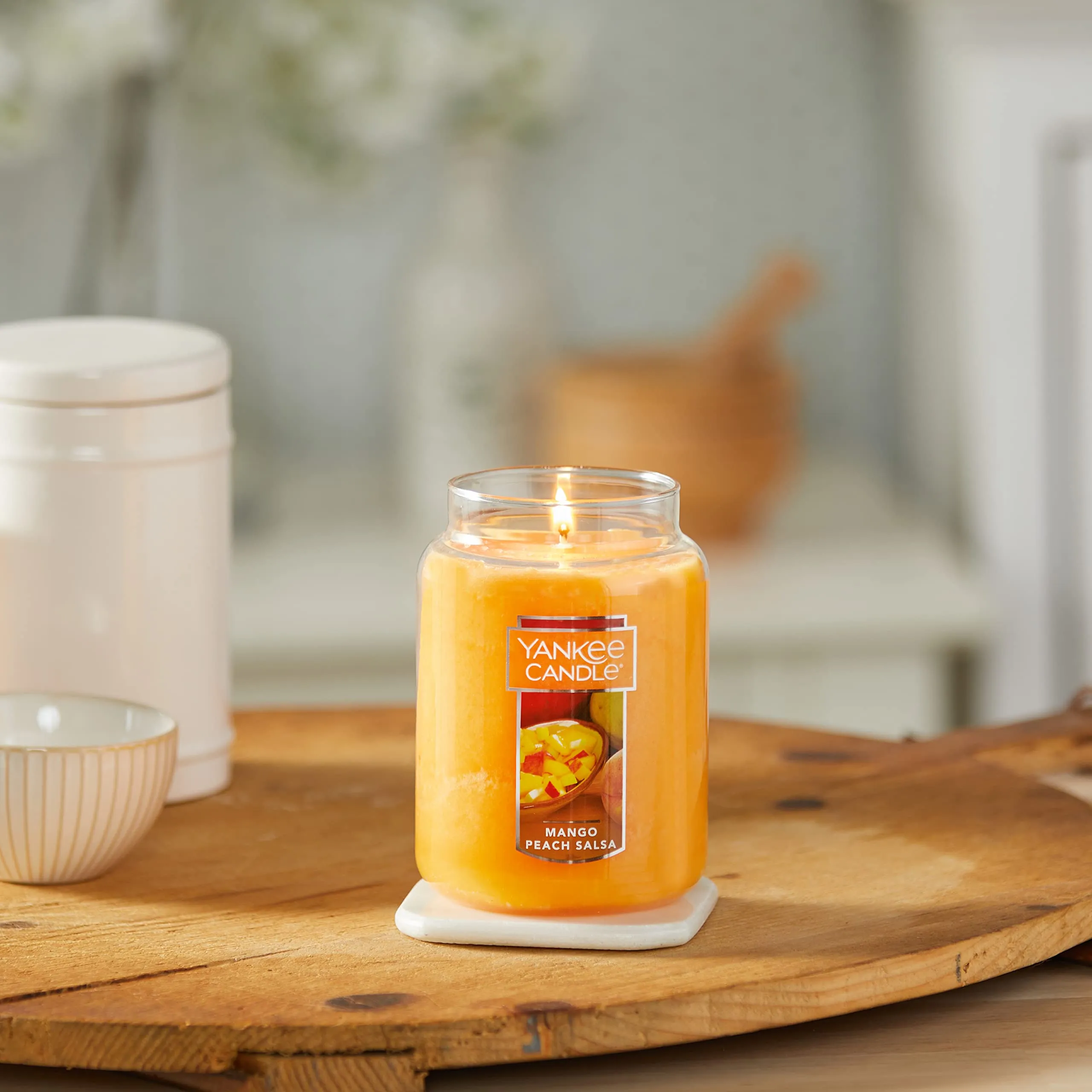 Yankee Candle Autumn Wreath Scented, Classic 22oz Large Jar Single Wick Aromatherapy Candle